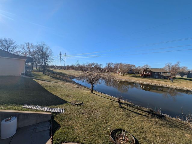 3221 N Forest Ridge st, Wichita, KS 67205