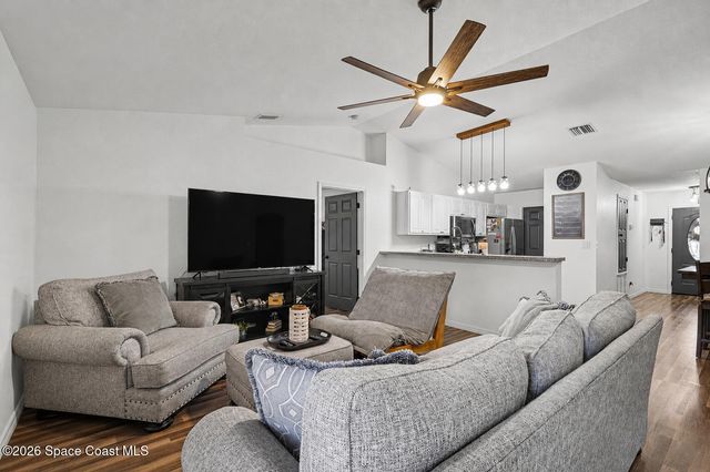 419 Hamer Road SW, Palm Bay, FL 32908