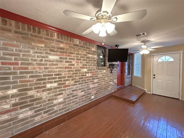 113 Fm 3454 Road, Huntsville, TX 77320