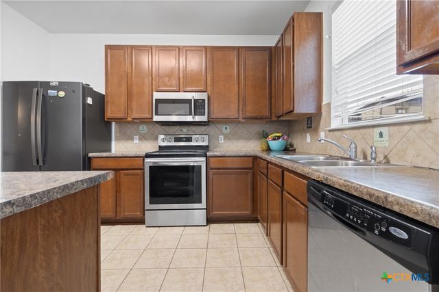 6204 Taree Loop, Killeen, TX 76549