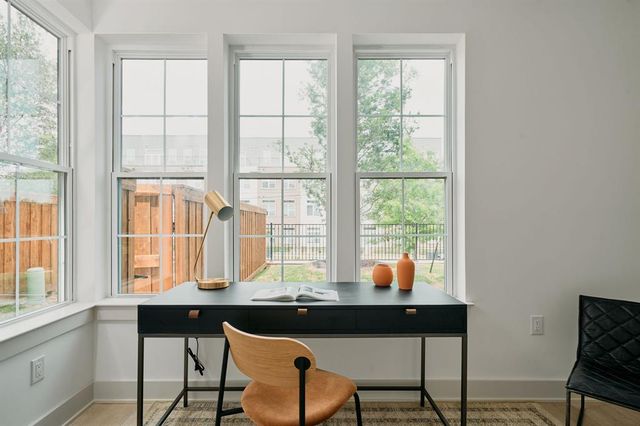 2209 Woodland Ave 502, Austin, TX 78741