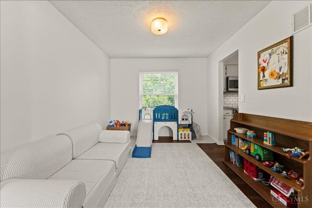 8844 Steeplechase Way, West Chester, OH 45069