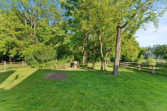 8844 Steeplechase Way, West Chester, OH 45069