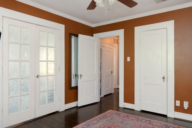 4112 Pershing Avenue, Fort Worth, TX 76107