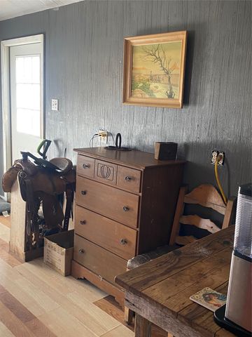 209 S Avenue D, Cross Plains, TX 76443