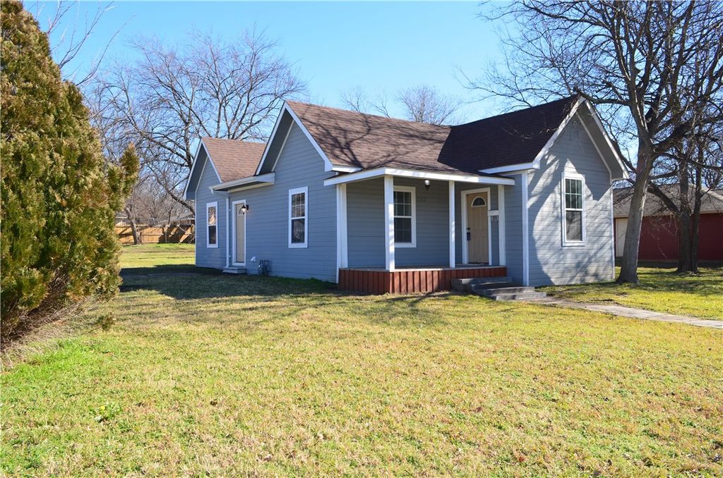 603 S Throckmorton Street, Sherman, TX 75090