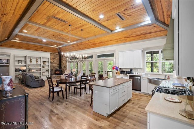 3775 FOREST Drive, Middleburg, FL 32068