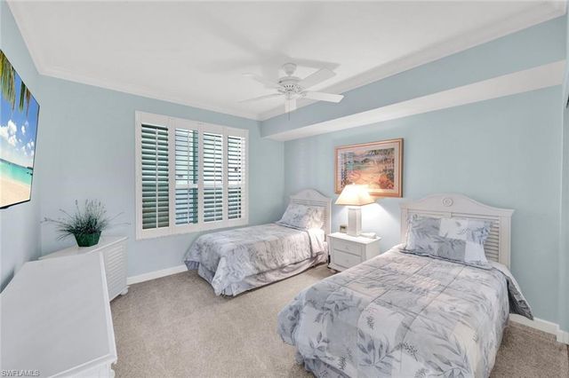 315 Dunes BLVD 404, Naples, FL 34110