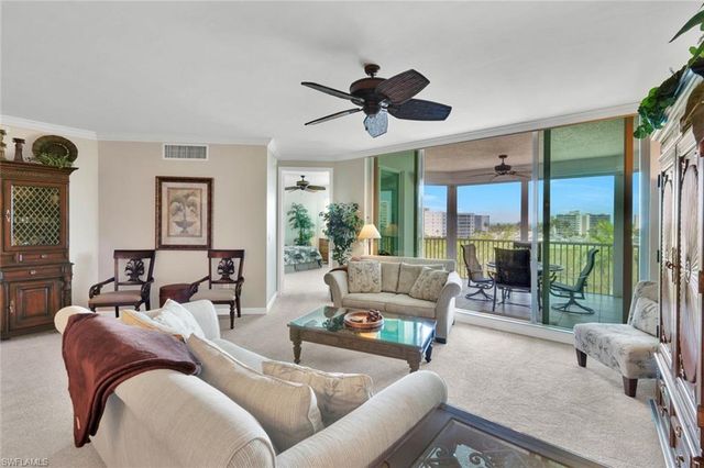315 Dunes BLVD 404, Naples, FL 34110