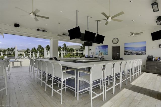 315 Dunes BLVD 404, Naples, FL 34110