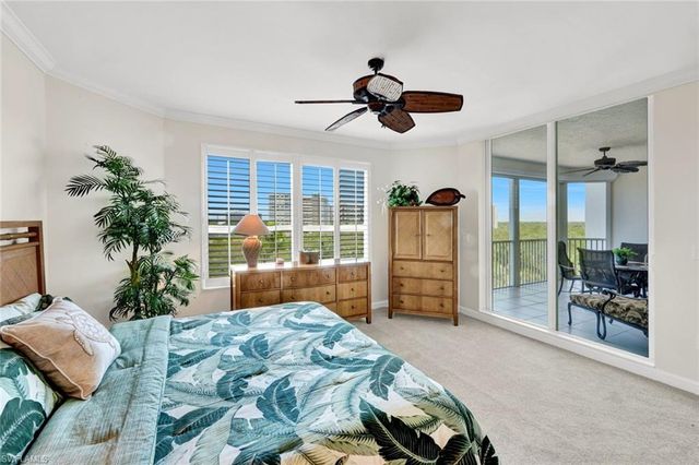 315 Dunes BLVD 404, Naples, FL 34110