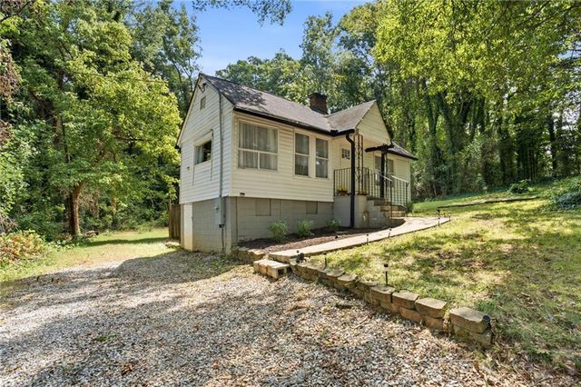 3383 Lawrence St, Scottdale, GA 30079