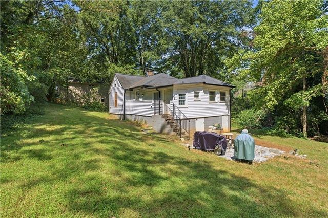 3383 Lawrence St, Scottdale, GA 30079