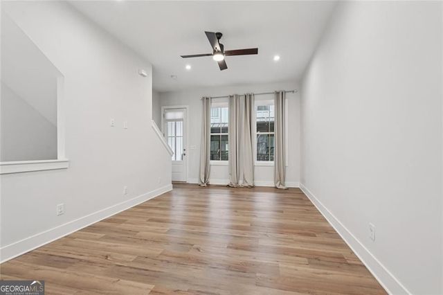 193 Chestnut Circle NE 38, Atlanta, GA 30342