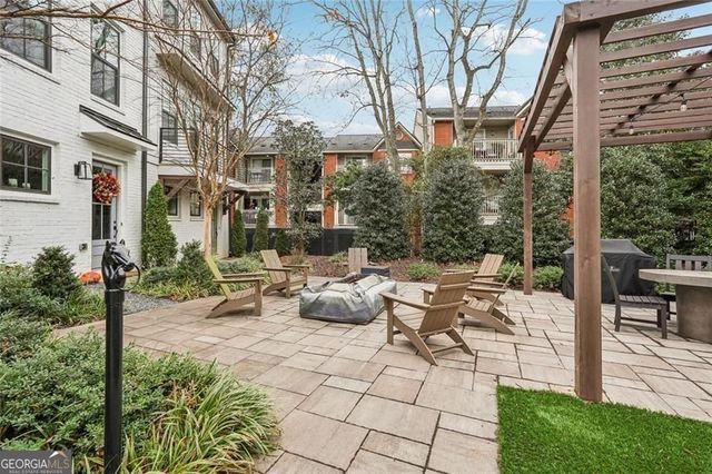 193 Chestnut Circle NE 38, Atlanta, GA 30342