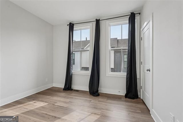193 Chestnut Circle NE 38, Atlanta, GA 30342