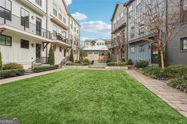193 Chestnut Circle NE 38, Atlanta, GA 30342