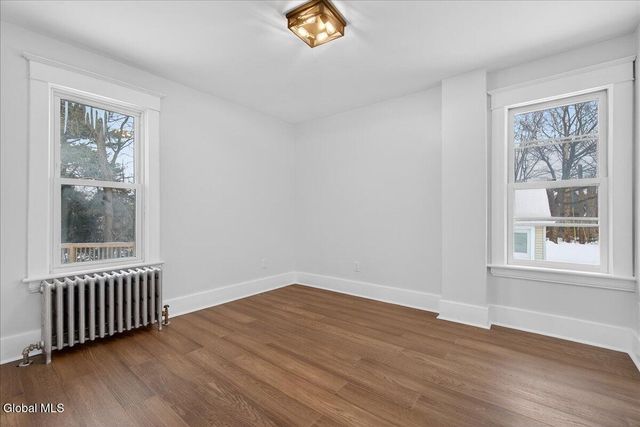 45 Lorraine Avenue, Schenectady, NY 12304