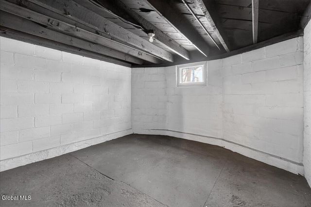 45 Lorraine Avenue, Schenectady, NY 12304