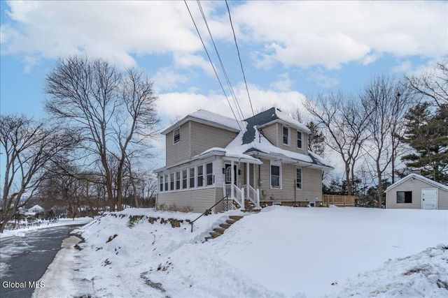 45 Lorraine Avenue, Schenectady, NY 12304