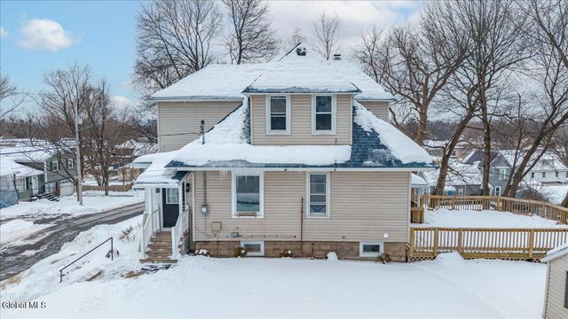 45 Lorraine Avenue, Schenectady, NY 12304