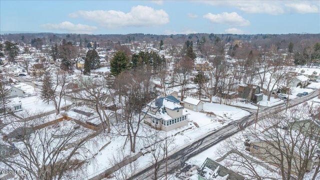 45 Lorraine Avenue, Schenectady, NY 12304