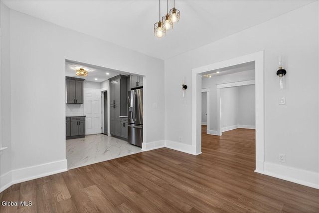 45 Lorraine Avenue, Schenectady, NY 12304