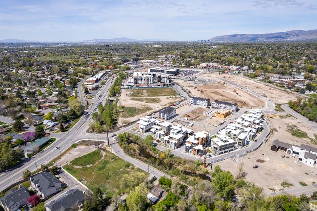 1990 E ARBOR LN, Holladay, UT 84117