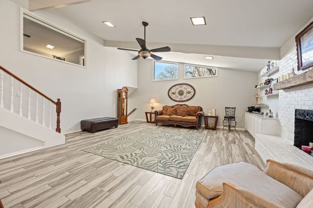 3905 Shady Creek Drive, Euless, TX 76040