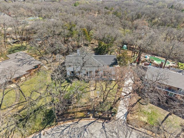 3905 Shady Creek Drive, Euless, TX 76040