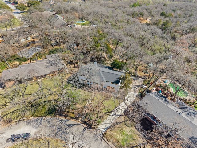 3905 Shady Creek Drive, Euless, TX 76040