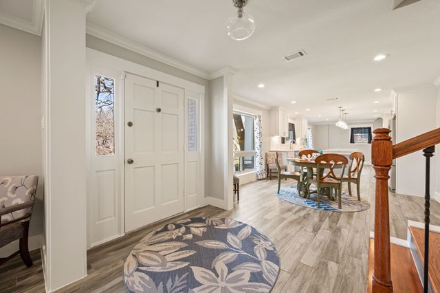 3905 Shady Creek Drive, Euless, TX 76040