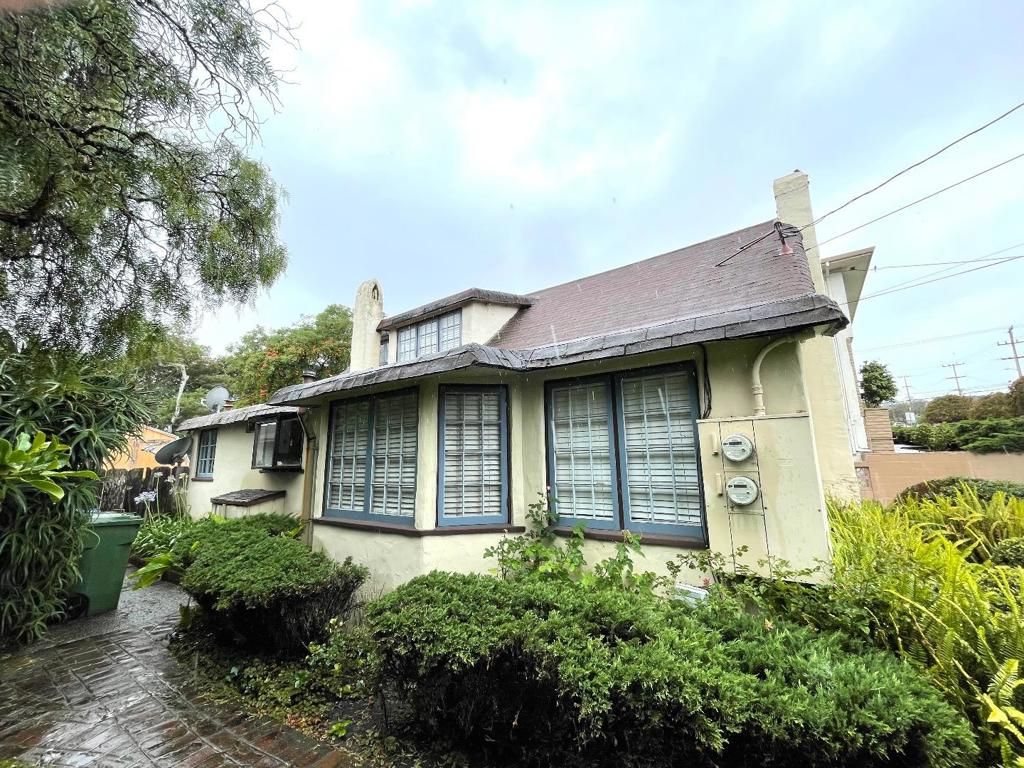 W Franklin Street, Monterey, CA 93940