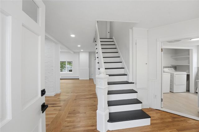 59 Central Avenue, North Providence, RI 02911