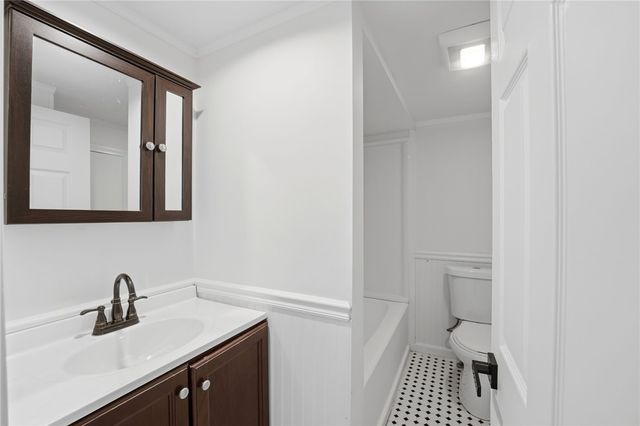59 Central Avenue, North Providence, RI 02911