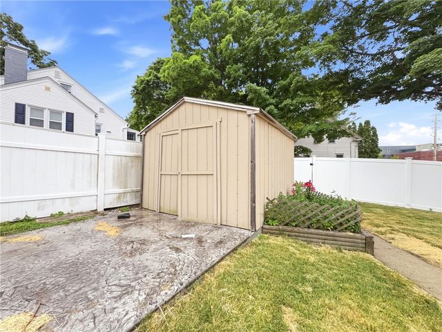 59 Central Avenue, North Providence, RI 02911