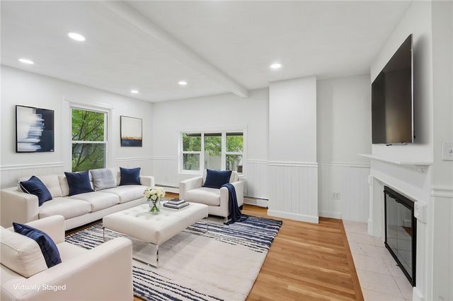59 Central Avenue, North Providence, RI 02911