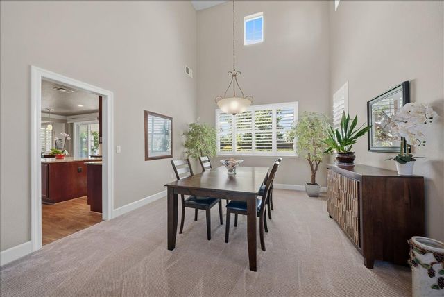 433 Rockcliff Ct, Roseville, CA 95747