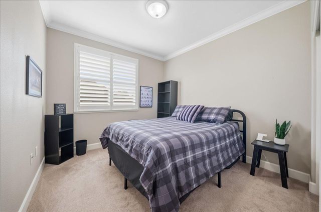 433 Rockcliff Ct, Roseville, CA 95747