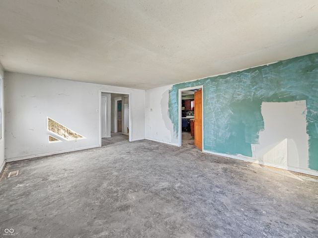 11120 McDowell Drive, Indianapolis, IN 46229