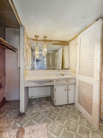 11120 McDowell Drive, Indianapolis, IN 46229