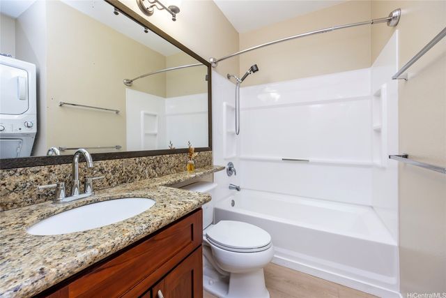 91-271 Hanapouli Circle 14E, Ewa Beach, HI 96706