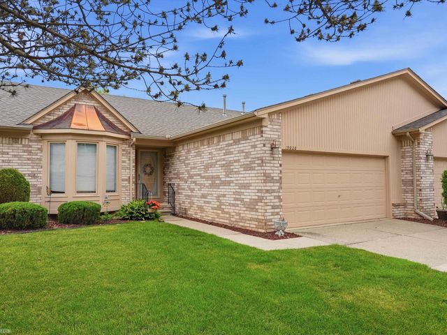 19020 Carmelo Drive, Clinton Twp, MI 48038