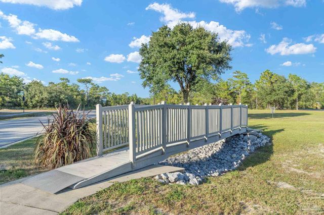4888 Leeward Dr, Pensacola, FL 32507