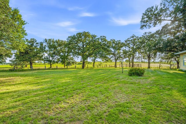 1001 Highway 587, De Leon, TX 76444