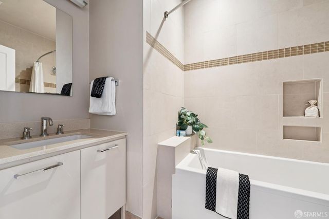 1230 Mason Street 5, San Francisco, CA 94108