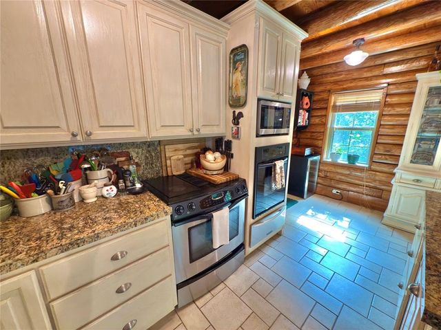 10813 S Peggy Lou Drive, Oklahoma City, OK 73165