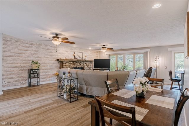 22156 Meadowsouth Court, Strongsville, OH 44149