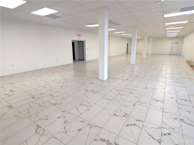 906 E US Highway 83, Mcallen, TX 78501