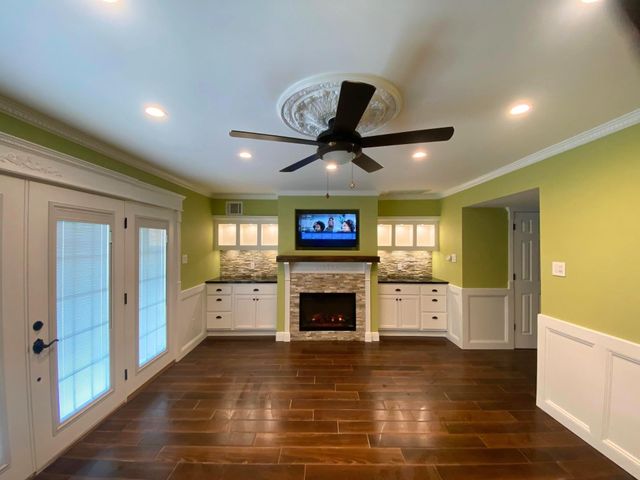 18204 Vinland Drive 8204, Houston, TX 77058